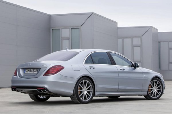 Mercedes-Benz рассекретил S63 AMG 2014