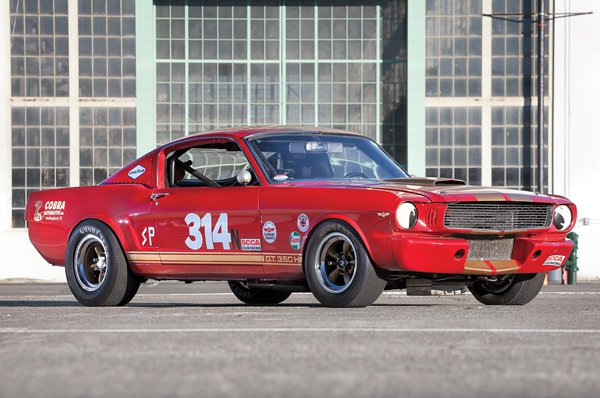 На аукционе RM Auctions продадут Shelby GT350H 