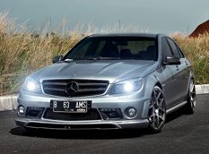 Mercedes C63 AMG в легкой послепродажной доводке