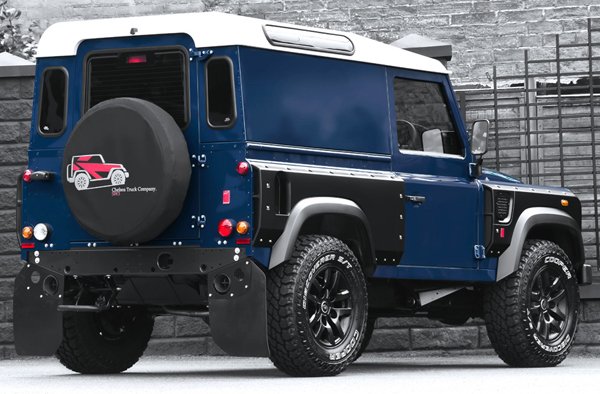 Land Rover Defender в тюнинге A. Kahn Design