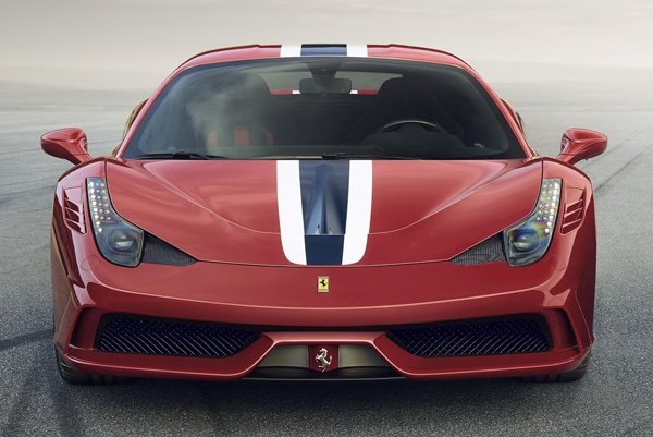 Ferrari представила суперкар 458 Speciale