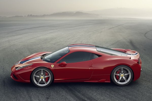 Ferrari представила суперкар 458 Speciale