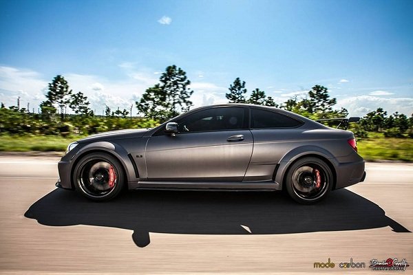 Трио Mercedes C63 AMG Black Series от Mode Carbon