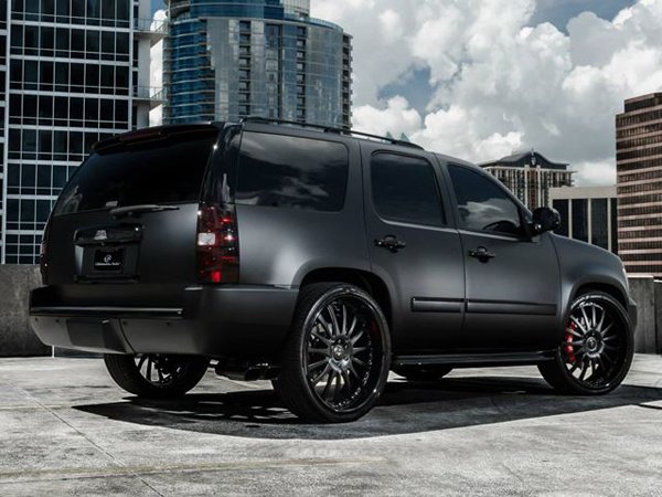 Chevrolet Tahoe в тюнинге Ultimate Auto