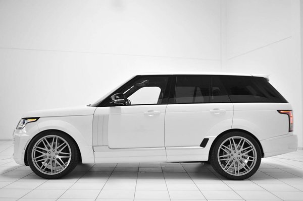 Range Rover в комплексном тюнинг-пакете Startech