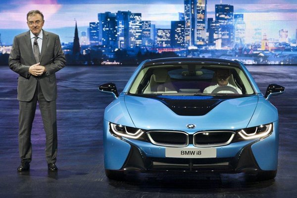 Во Франкфурте состоялся дебют серийного BMW i8