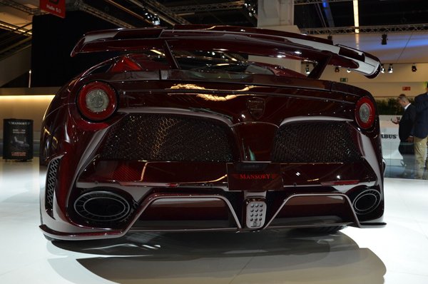 Mansory привез во Франкфурт F12 La Revoluzione