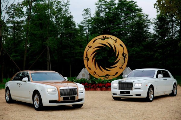 Rolls-Royce представил Ghost Golden Sunbird Edition