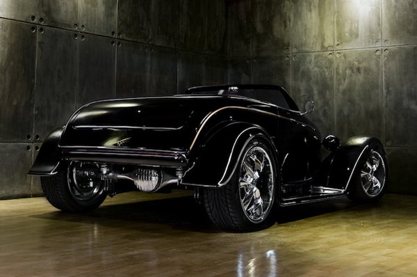 Хот-род на базе Ford Roadster Phantom 1932 