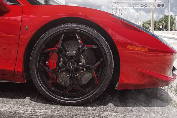 Ferrari 458 Italia на дисках Vellano Wheels