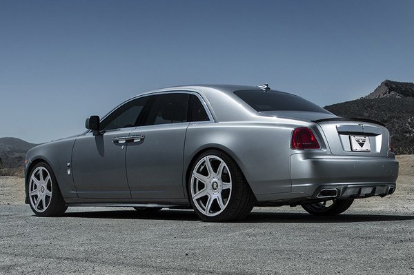 Rolls-Royce Ghost получил обвес от Vorsteiner