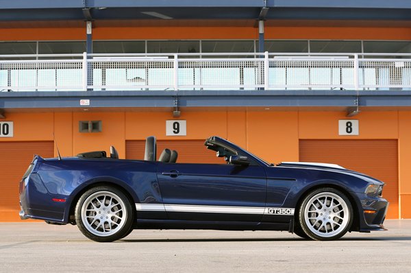 Shelby GT350 Convertible 2012 №1 уйдет с молотка