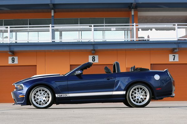 Shelby GT350 Convertible 2012 №1 уйдет с молотка