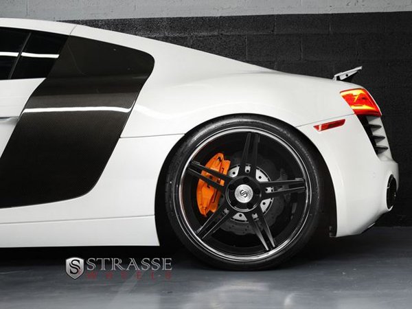 Strasse Wheels «обул» Audi R8 в диски SP5R