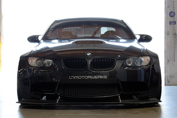 BMW M3 Coupe (E92) от EAS и LB Performance