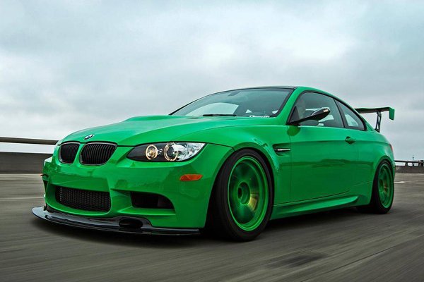 BMW M3 (E92) Signal Green от ателье IND