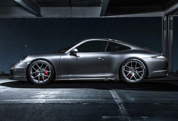 Vorsteiner презентовал Porsche 911 Carrera V-GT 