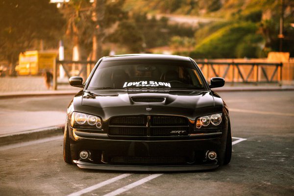 Dodge Charger SRT8 - из седана в лоурайдер 