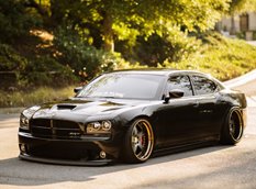 Dodge Charger SRT8 - из седана в лоурайдер