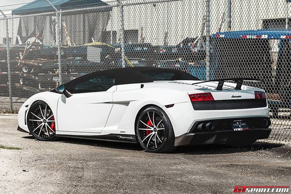 Lamborghini Gallardo на дисках Vellano Wheels