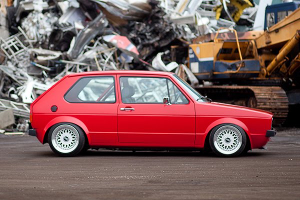 Volkswagen Golf MK1 с двигателем 2.8 VR6