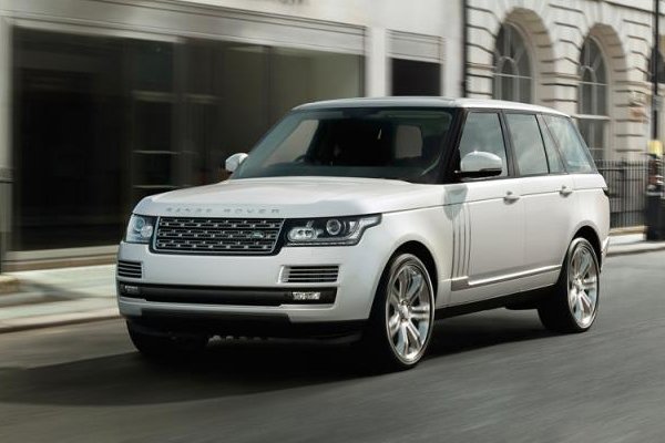 Range Rover получил удлиненную на 20 см версию