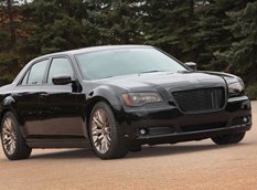 Ram Sun Chaser и Chrysler 300S от Mopar