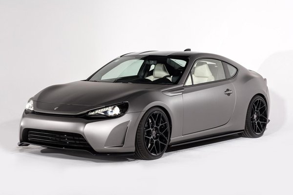 Scion FR-S превратили в передвижную дискотеку 