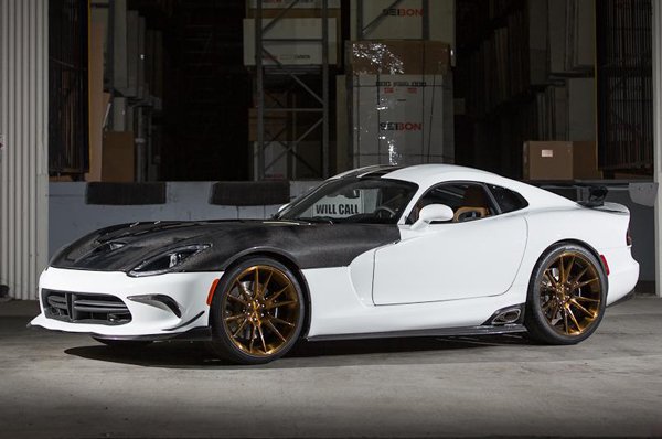 Vivid Racing построил уникальный SRT Viper 2013 