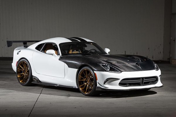 Vivid Racing построил уникальный SRT Viper 2013 