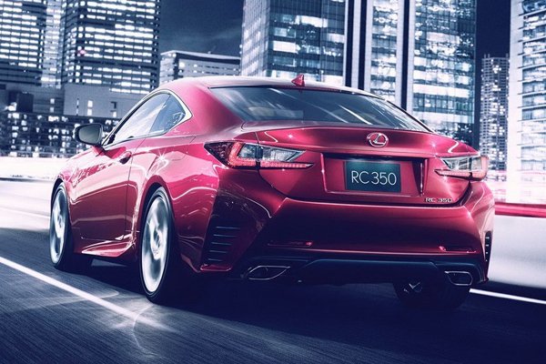 Lexus рассекретил внешность модели RC Coupe