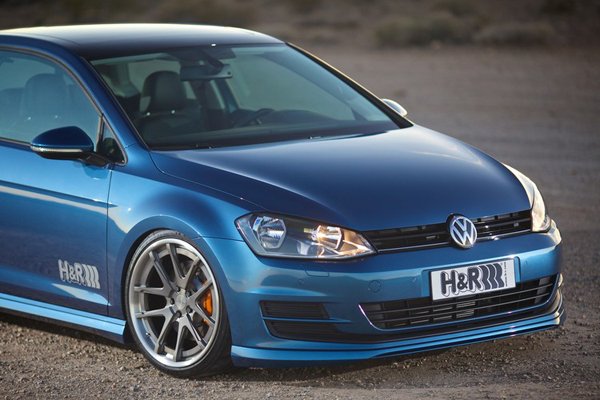 H&R доработал Volkswagen Golf для выставки SEMA