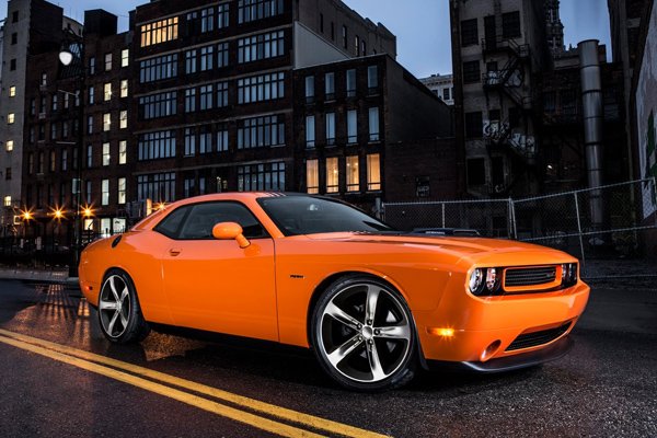 Challenger R/T Shaker - новая спецверсия от Dodge