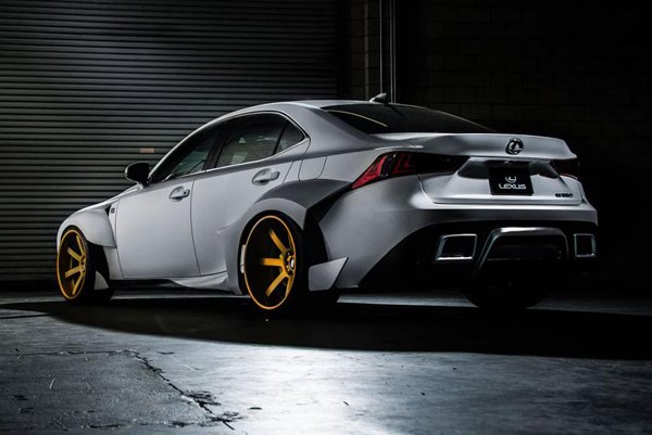 SEMA 2013: Lexus IS 350 F SPORT от Роба Эванса