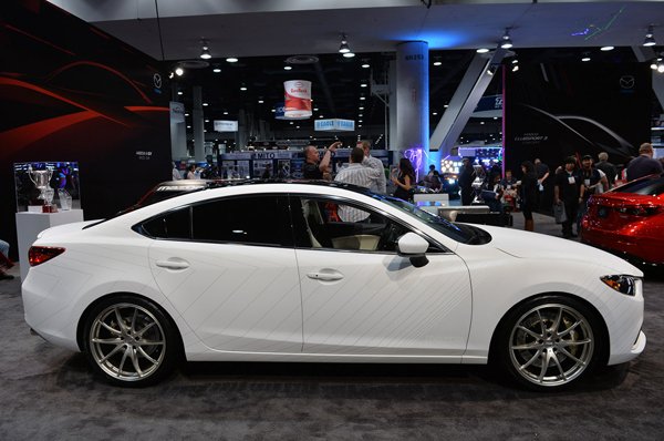 SEMA 2013: Mazda6 Club Sport и Ceramic 6