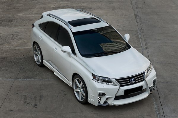 Lexus RX 270 в обвесе Aimgain из Индонезии