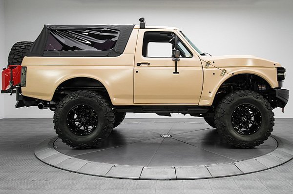 Ford Bronco «Operation Fearless» от RK Motors