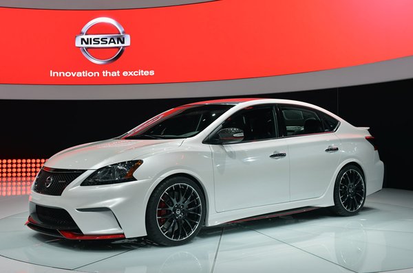 Лос-Анджелес 2013: Nissan Sentra Nismo