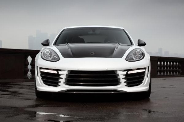 TopCar обновил Porsche Panamera Stingray GTR