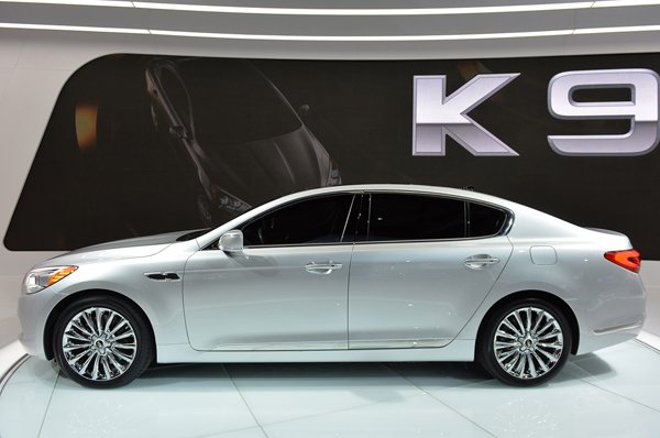 Лос-Анджелес 2013: K900 - люксовый седан от Kia