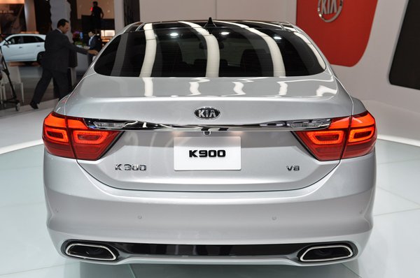 Лос-Анджелес 2013: K900 - люксовый седан от Kia