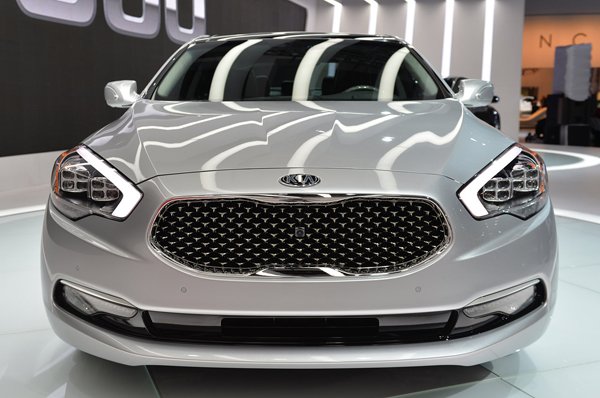 Лос-Анджелес 2013: K900 - люксовый седан от Kia