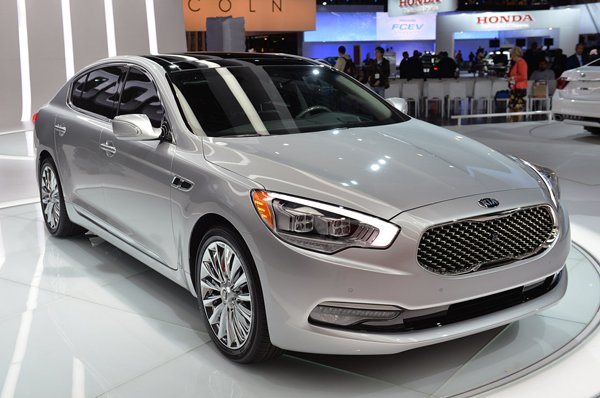 Лос-Анджелес 2013: K900 - люксовый седан от Kia