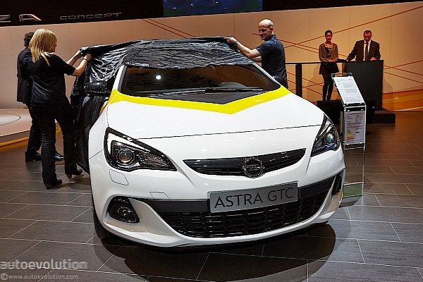 Эссен 2013: Astra GTC Motorsport Package