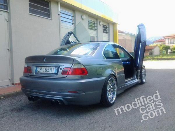 Уникальный итальянский тюнинг BMW 330i (E46)