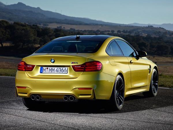 В сети появились официальные фото BMW M3 и M4