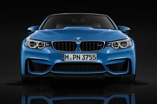 В сети появились официальные фото BMW M3 и M4