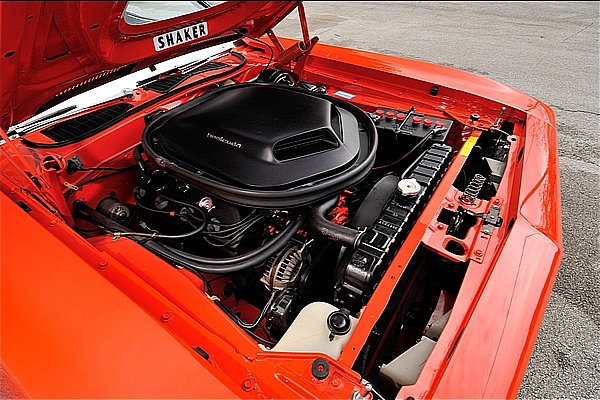 Plymouth Hemi 'Cuda 1971 года уйдет с молотка 