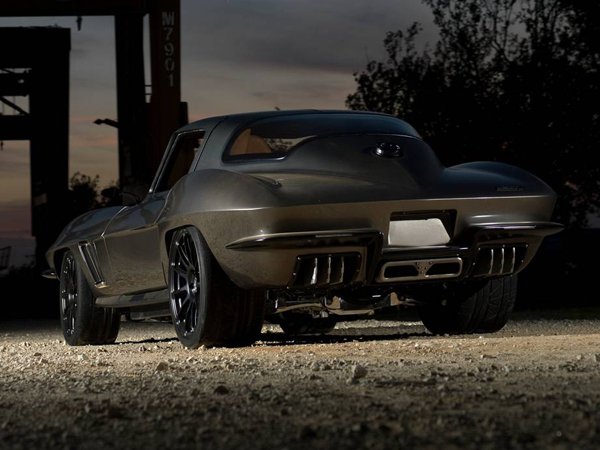 Corvette Stingray C2 на дисках HRE Wheels