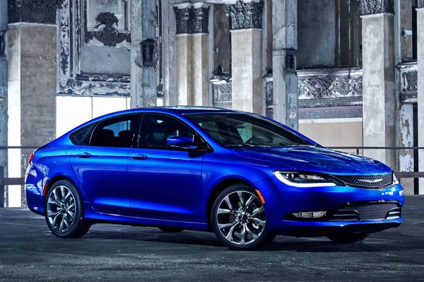 В Детройте покажут новое поколение Chrysler 200